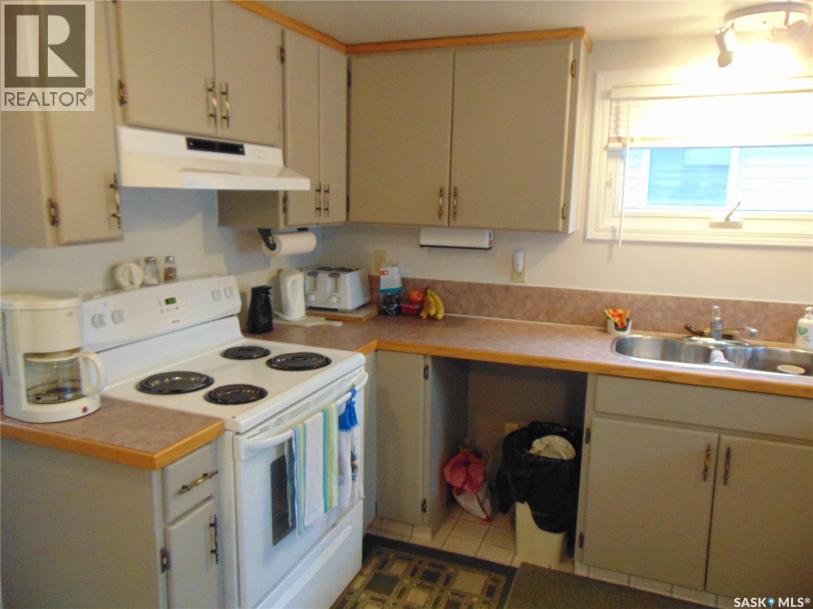 1558 Eagle Street, Prince Albert National Park, Saskatchewan  S0J 0N0 - Photo 9 - SK032713