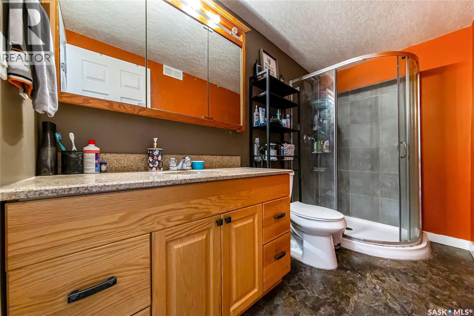 106 Colborne Avenue, Viscount, Saskatchewan  S0K 4M0 - Photo 29 - SK032731