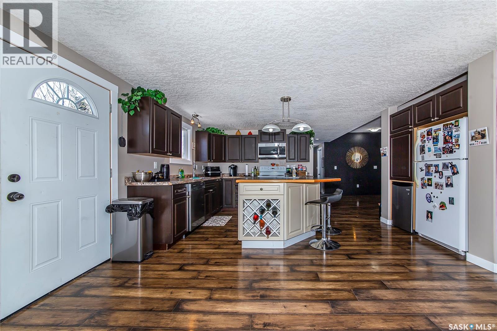 106 Colborne Avenue, Viscount, Saskatchewan  S0K 4M0 - Photo 10 - SK032731