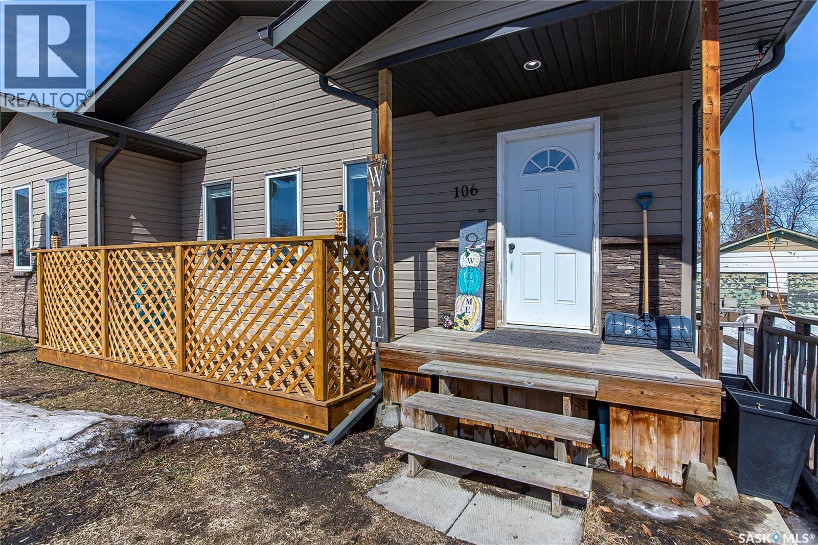 106 Colborne Avenue, Viscount, Saskatchewan  S0K 4M0 - Photo 40 - SK032731