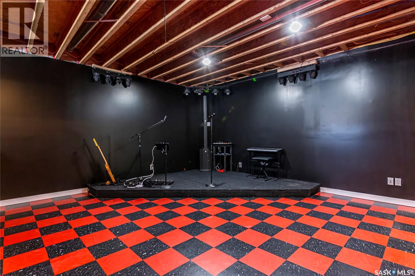 106 Colborne Avenue, Viscount, Saskatchewan  S0K 4M0 - Photo 34 - SK032731