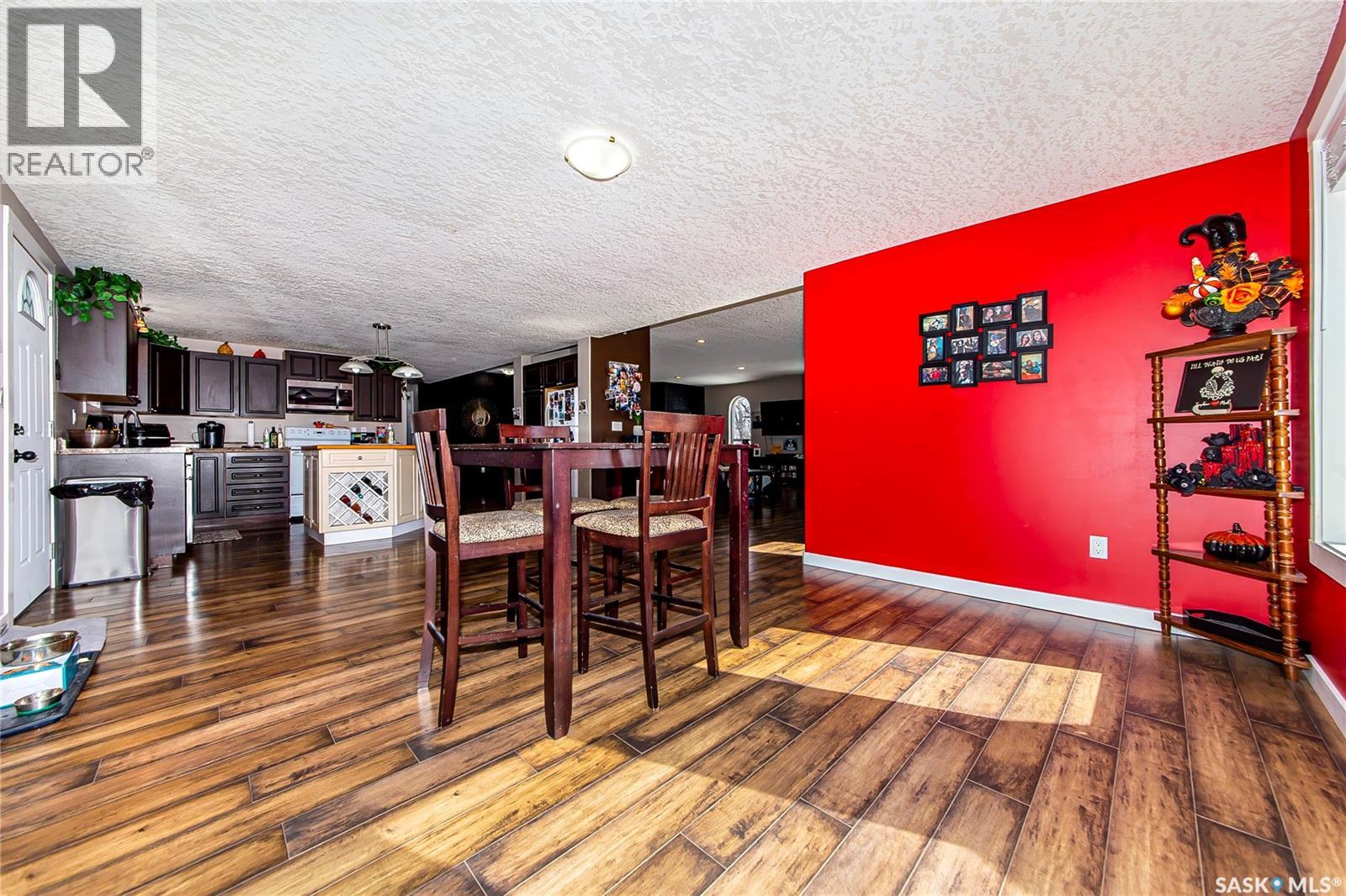 106 Colborne Avenue, Viscount, Saskatchewan  S0K 4M0 - Photo 5 - SK032731