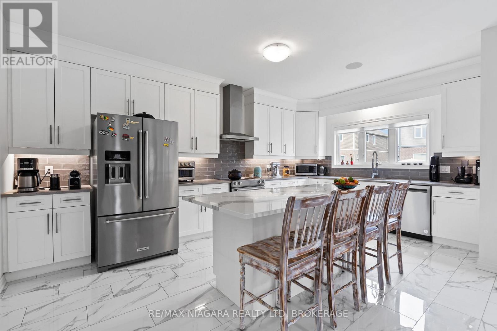 4279 Willick Road, Niagara Falls (Lyons Creek), Ontario L2G 0Y3 - Photo 13 - X12998662