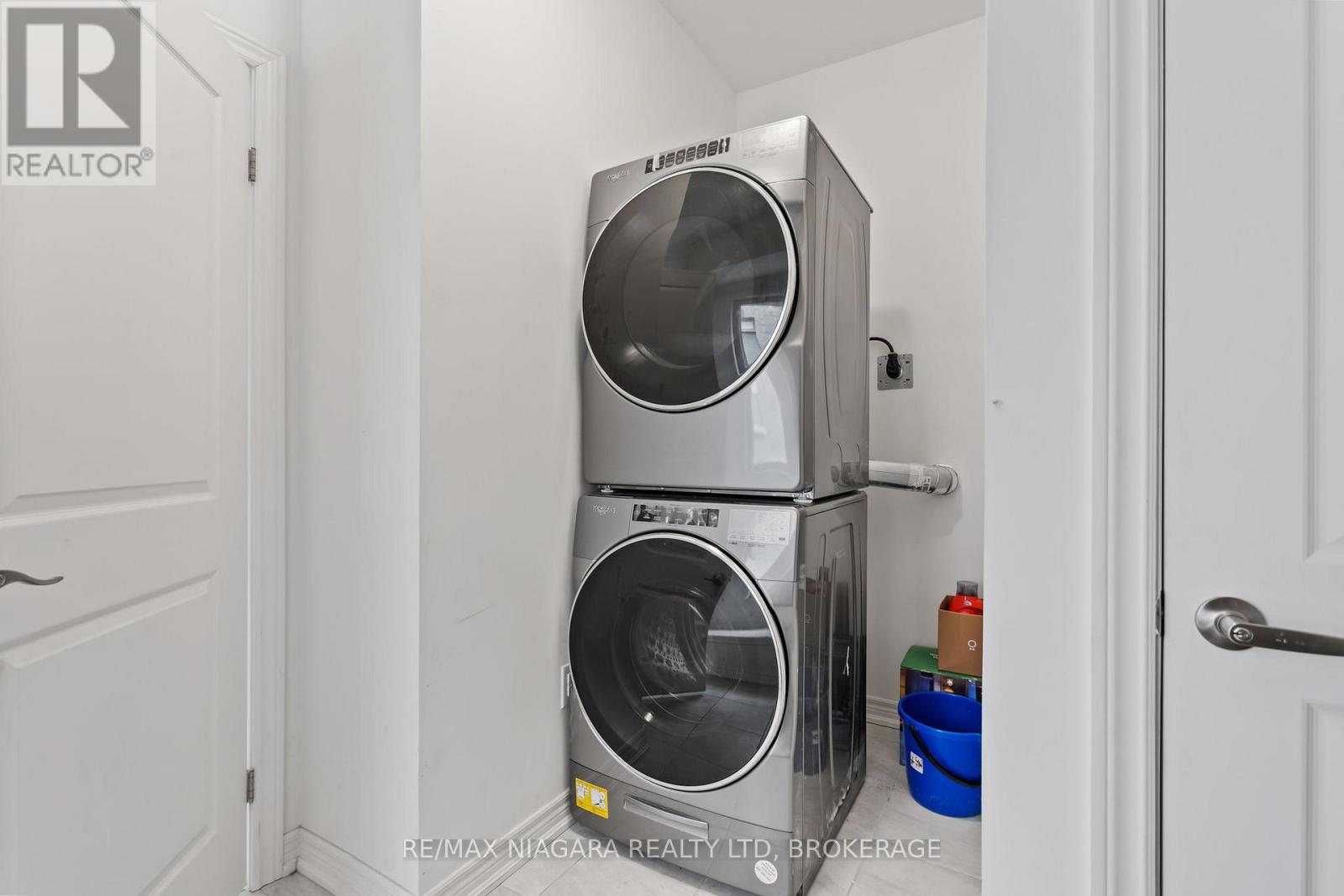 4279 Willick Road, Niagara Falls (Lyons Creek), Ontario L2G 0Y3 - Photo 17 - X12998662