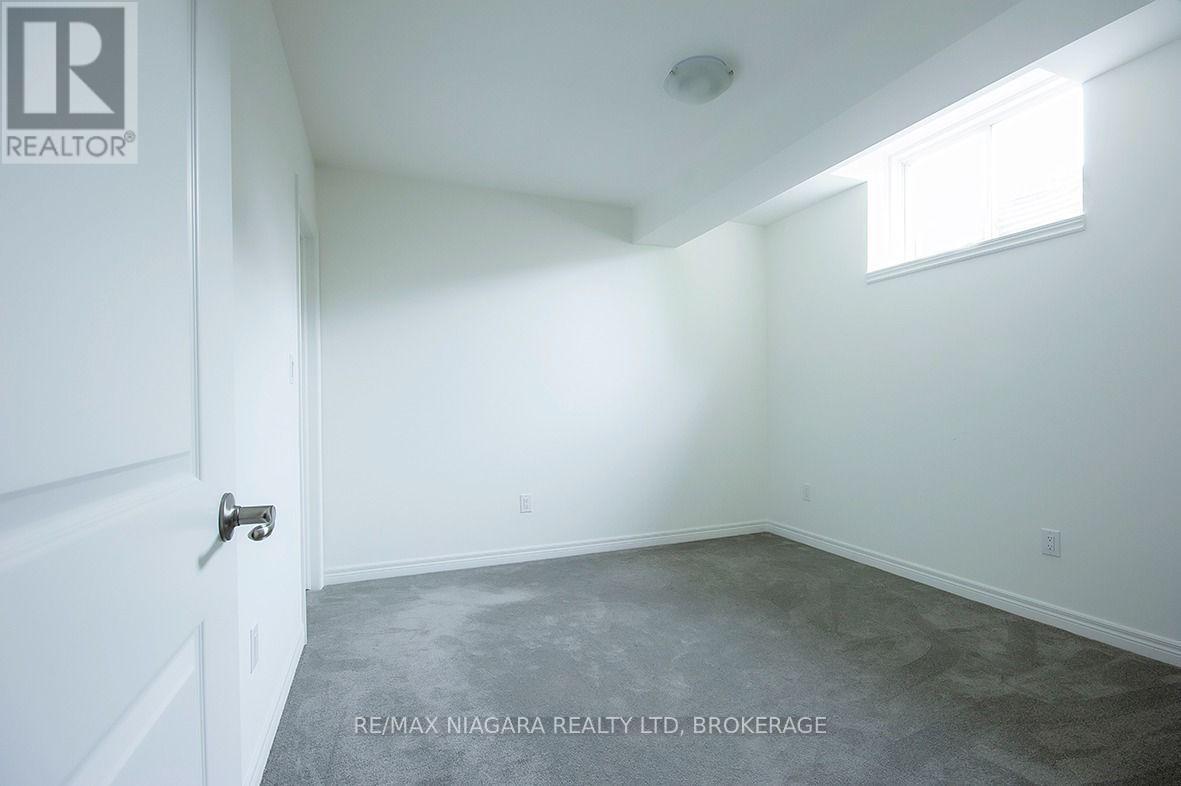 4279 Willick Road, Niagara Falls (Lyons Creek), Ontario L2G 0Y3 - Photo 37 - X12998662