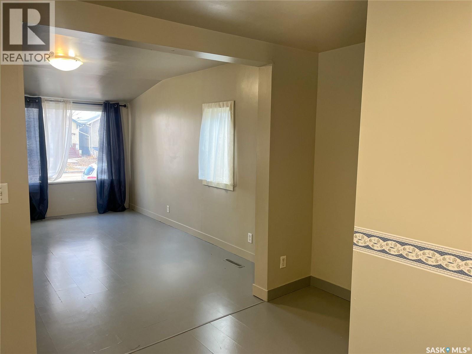 2234 Winnipeg Street, Regina, Saskatchewan  S4P 1H1 - Photo 4 - SK032763