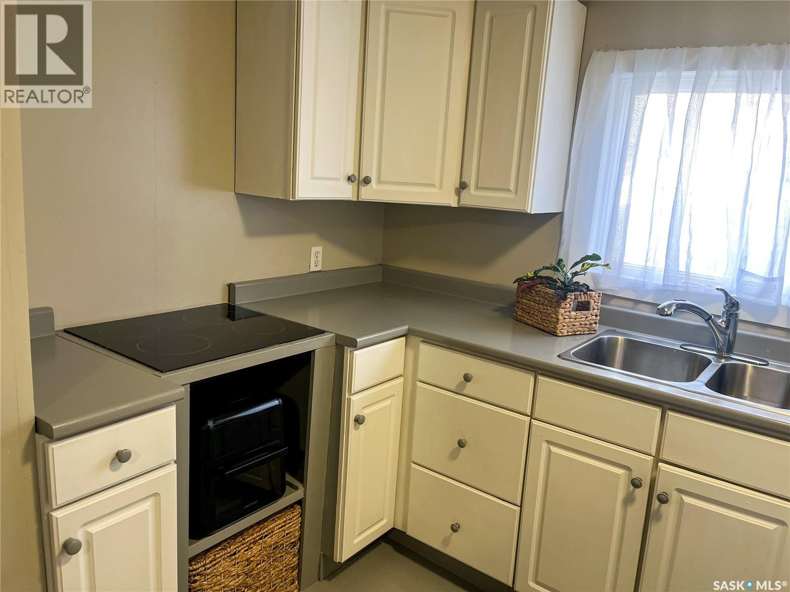 2234 Winnipeg Street, Regina, Saskatchewan  S4P 1H1 - Photo 6 - SK032763