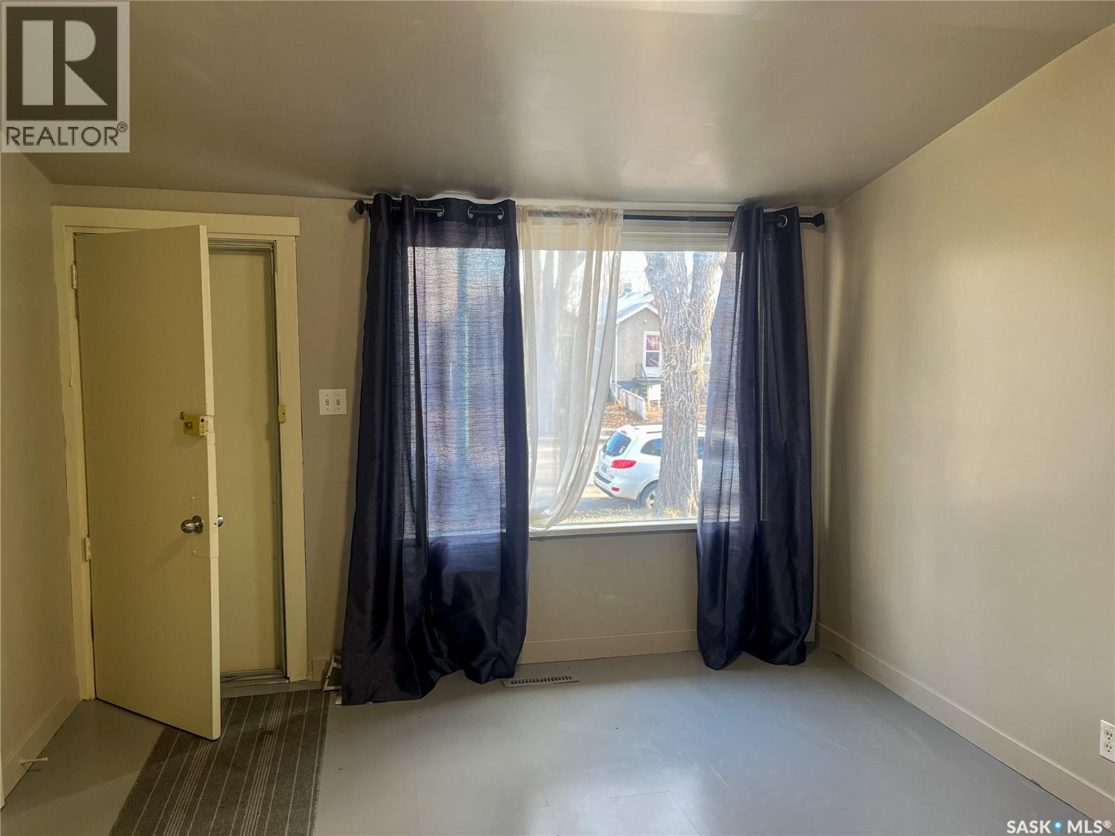 2234 Winnipeg Street, Regina, Saskatchewan  S4P 1H1 - Photo 5 - SK032763