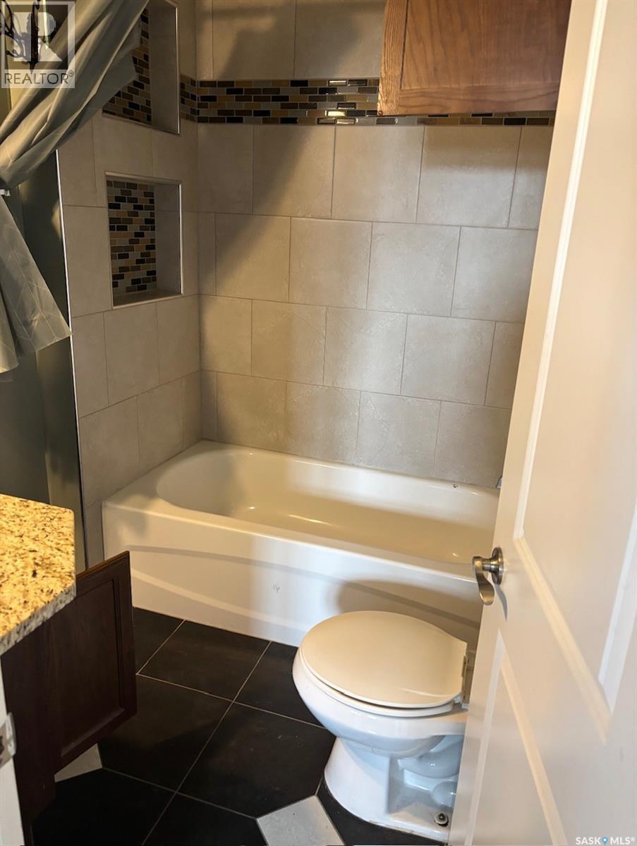 193 Broadway Street W, Yorkton, Saskatchewan  S3N 0M8 - Photo 12 - SK032773