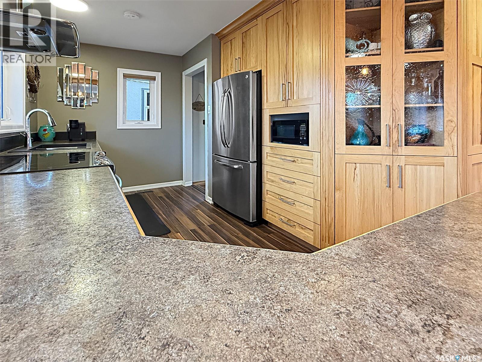 152 4th Avenue Se, Swift Current, Saskatchewan  S9H 3L4 - Photo 5 - SK032785