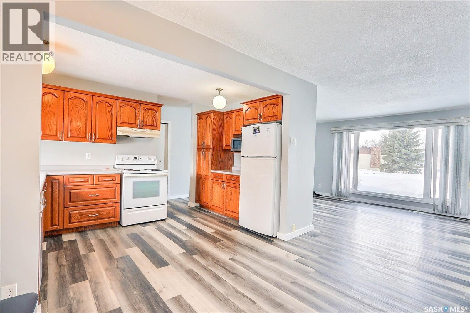 2858 Dunn Drive, Prince Albert, Saskatchewan  S6V 6K7 - Photo 6 - SK032799