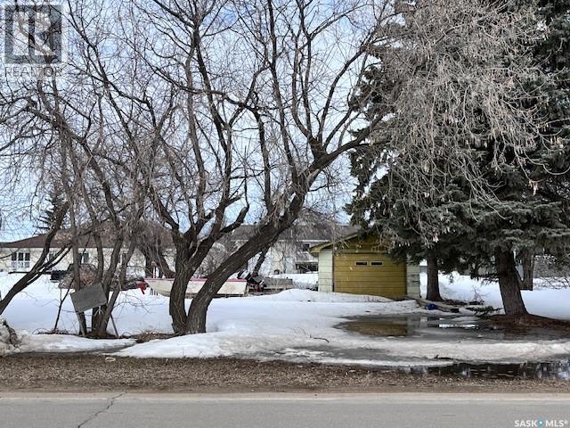 112-114 McDonald AVENUE E, Melfort, Saskatchewan