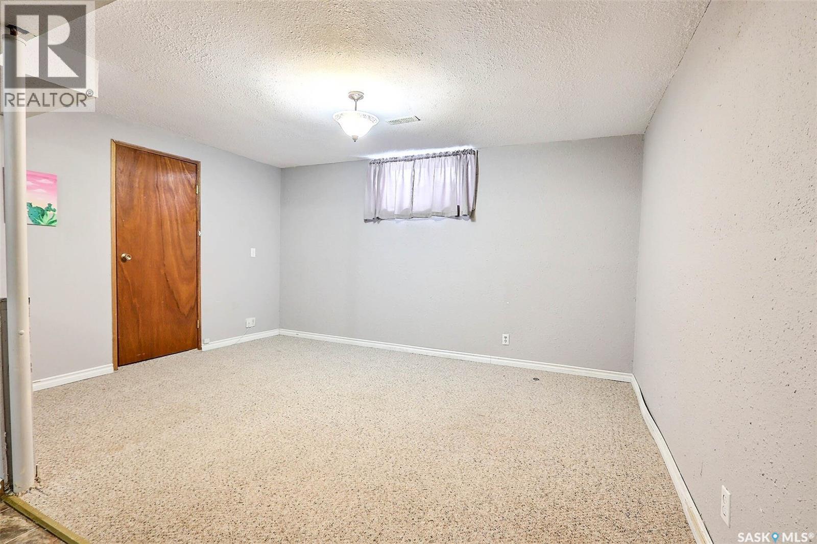 2858 Dunn Drive, Prince Albert, Saskatchewan  S6V 6K7 - Photo 19 - SK032799