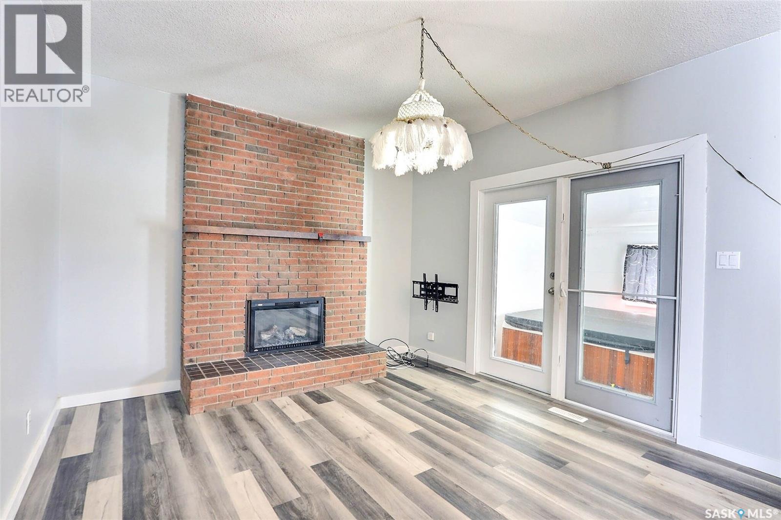 2858 Dunn Drive, Prince Albert, Saskatchewan  S6V 6K7 - Photo 8 - SK032799