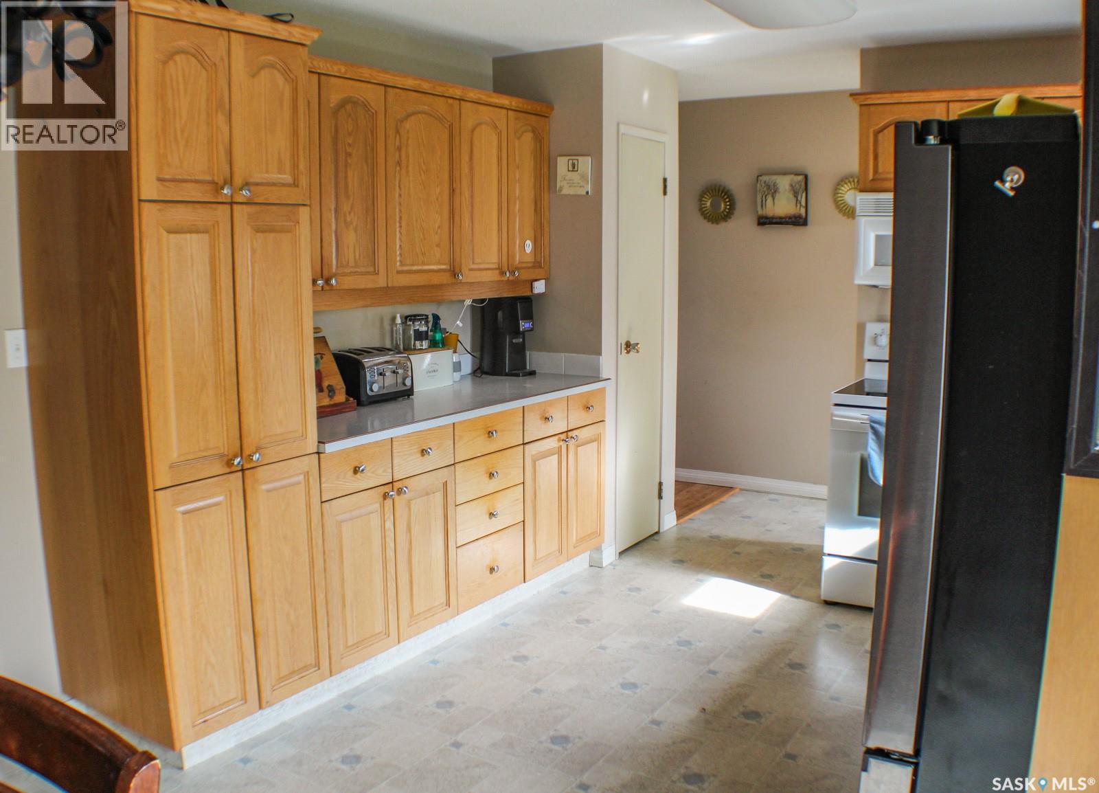 305 Churchill Drive, Melfort, Saskatchewan  S0E 1A0 - Photo 7 - SK032812