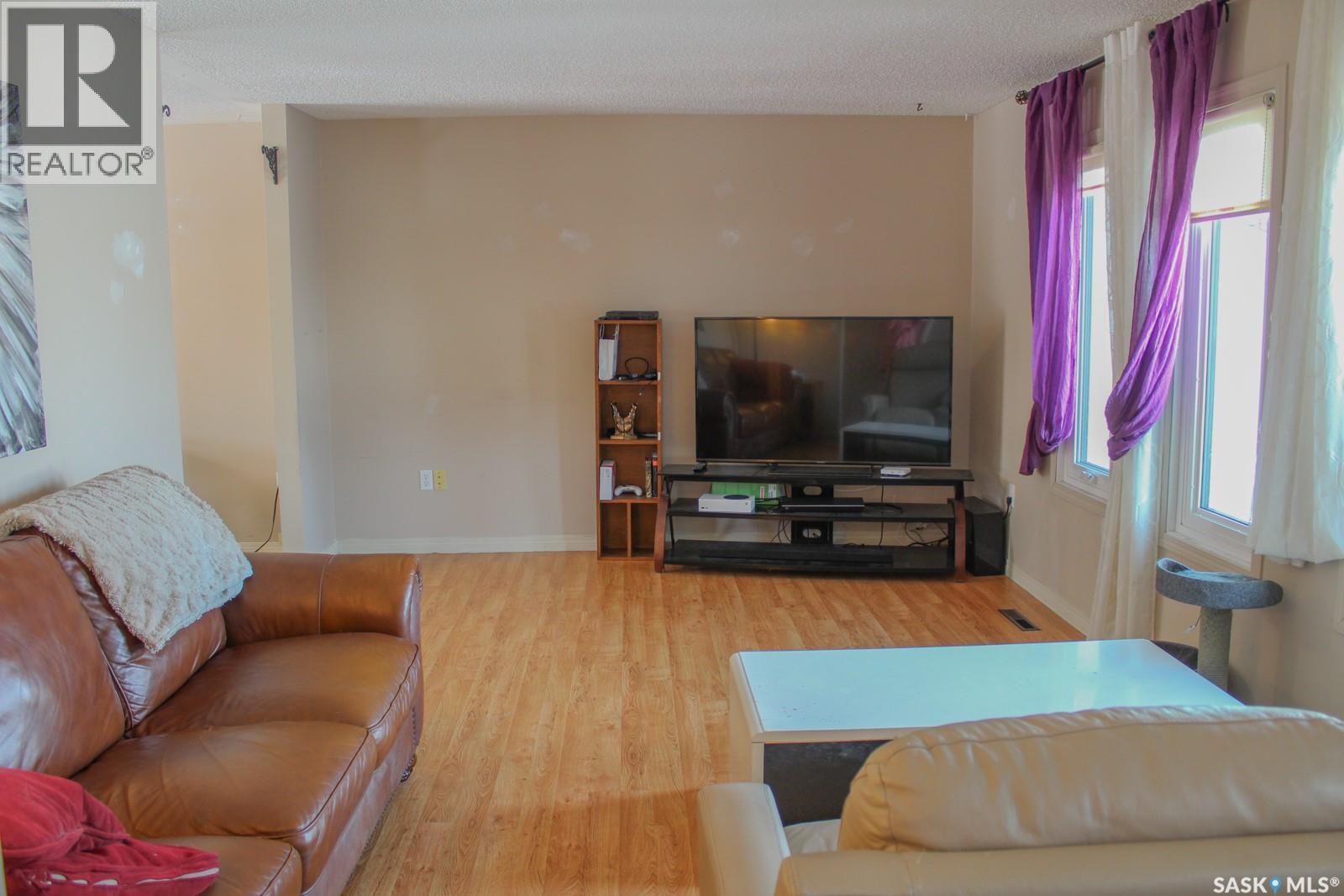 305 Churchill Drive, Melfort, Saskatchewan  S0E 1A0 - Photo 16 - SK032812