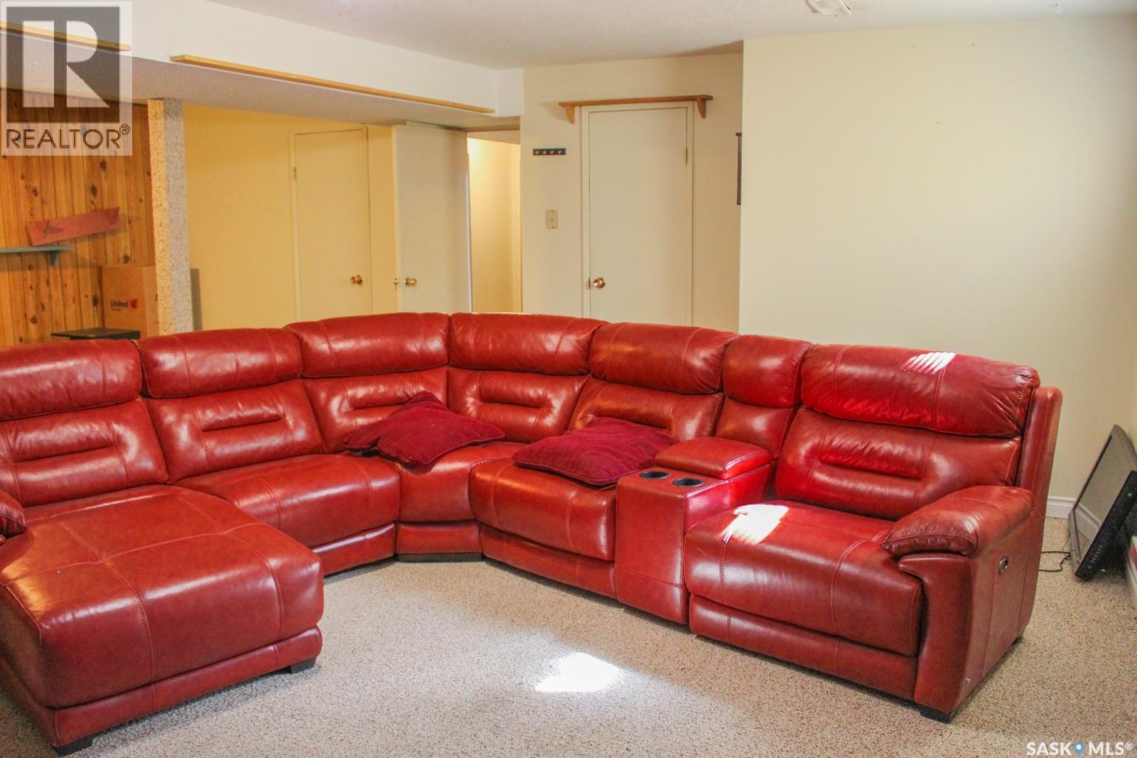 305 Churchill Drive, Melfort, Saskatchewan  S0E 1A0 - Photo 18 - SK032812