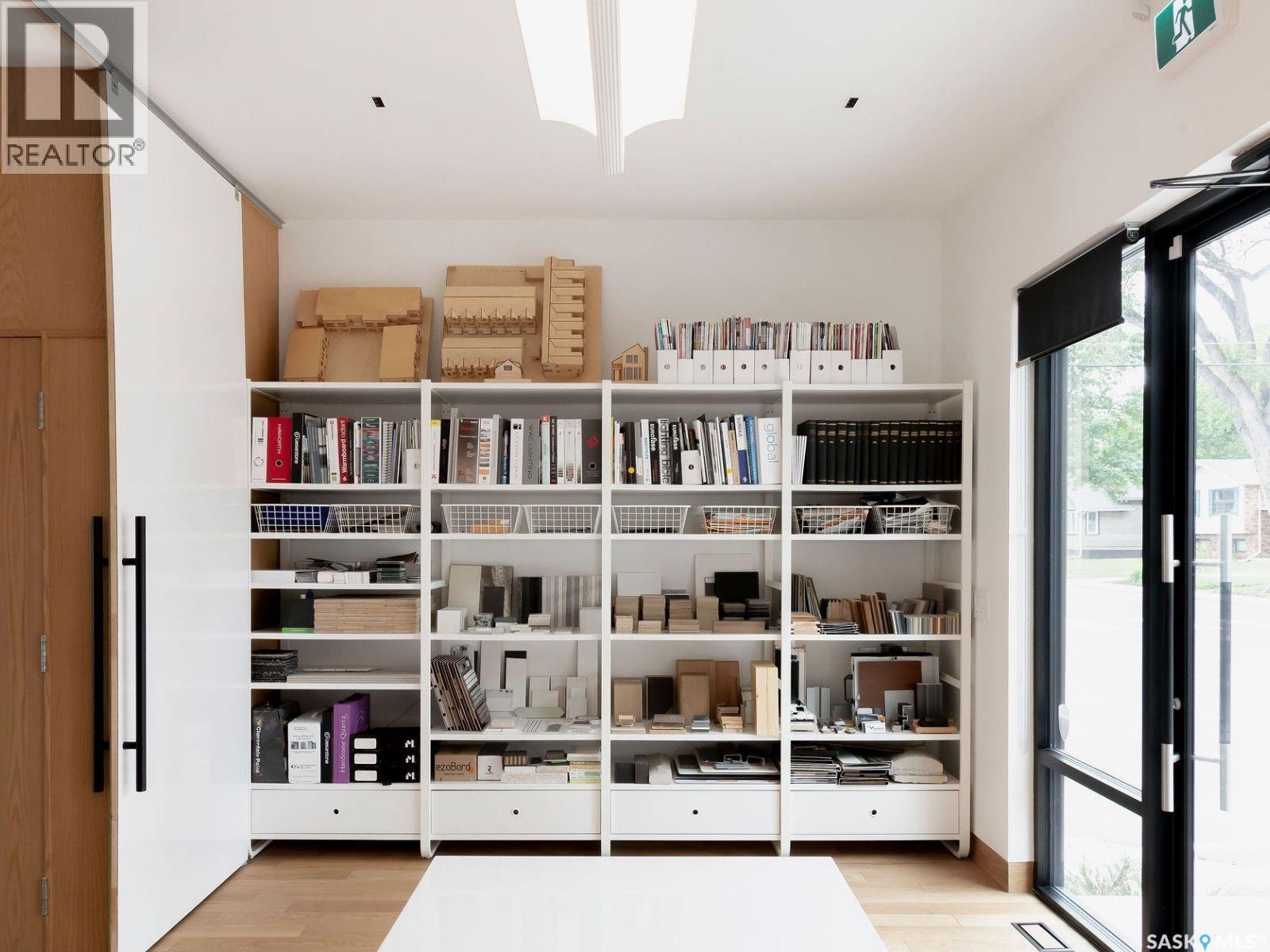 223 25th Street W, Saskatoon, Saskatchewan  S7K 2J1 - Photo 2 - SK032818