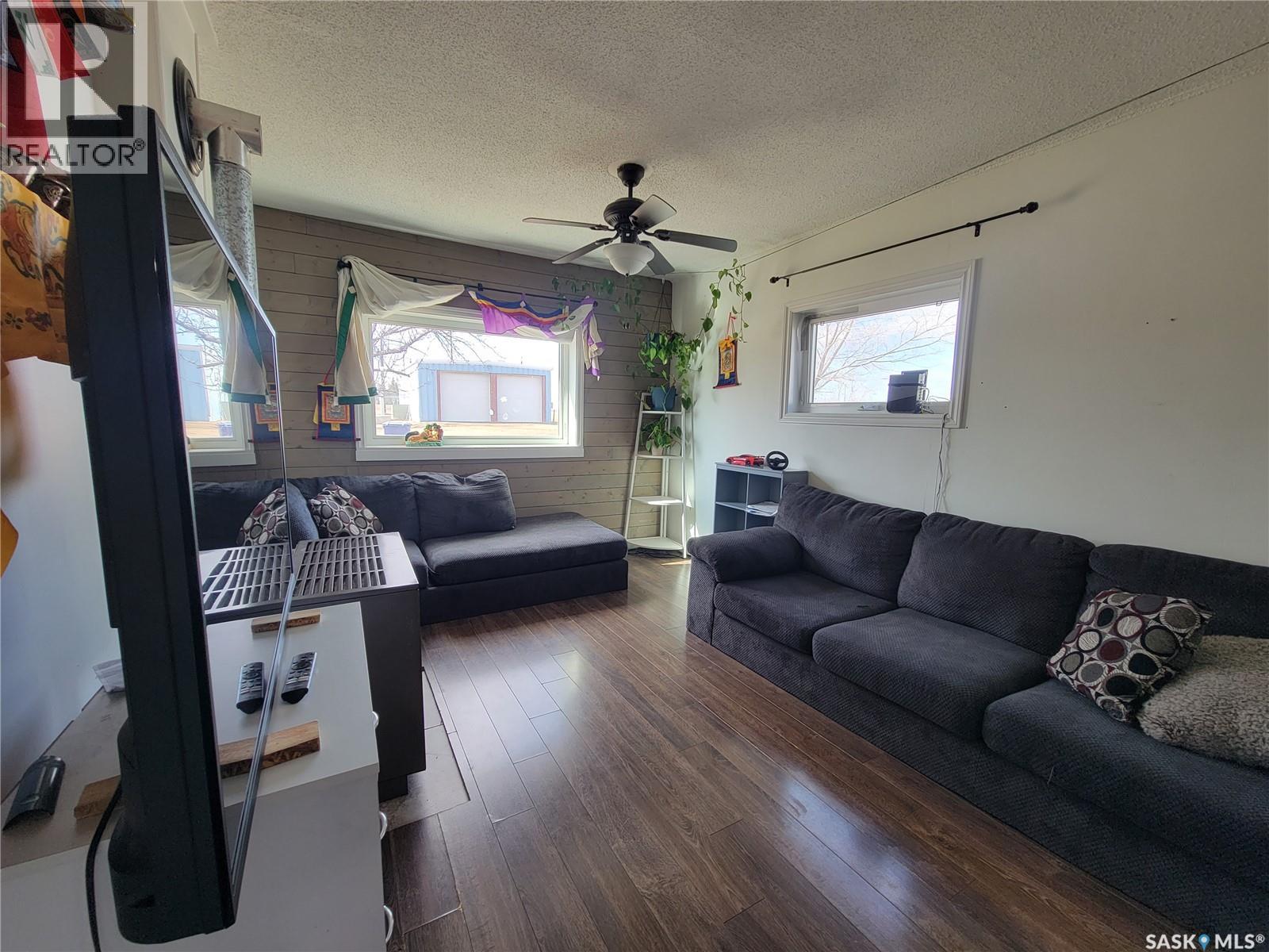 304 1st Avenue W, Maidstone, Saskatchewan  S0M 1M0 - Photo 8 - SK032836