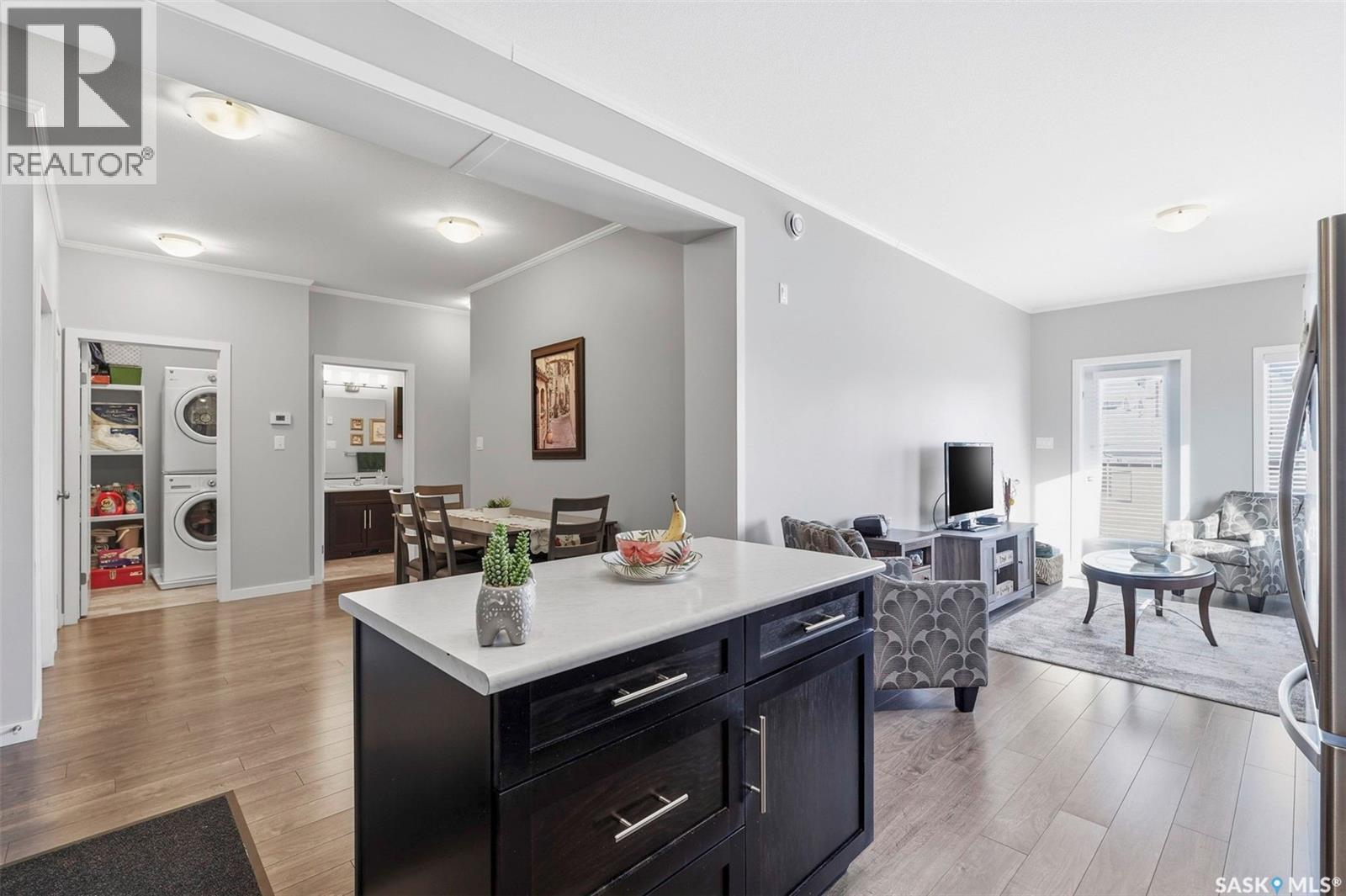 113 545 Hassard Close, Saskatoon, Saskatchewan  S7L 6V3 - Photo 2 - SK032849