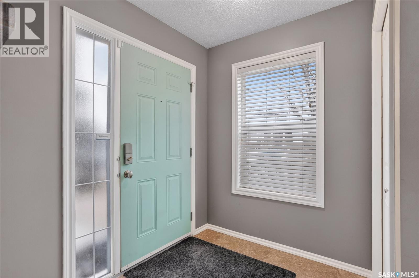 201 105 Lynd Crescent, Saskatoon, Saskatchewan  S7T 0C3 - Photo 2 - SK032873