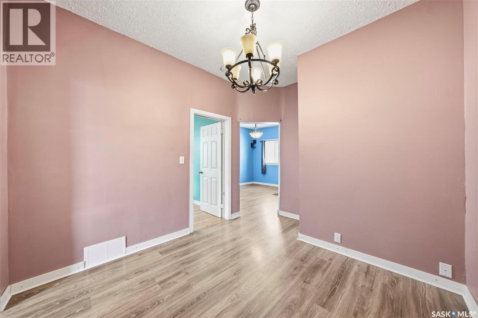 412 H Avenue S, Saskatoon, Saskatchewan  S7M 1W5 - Photo 6 - SK032887