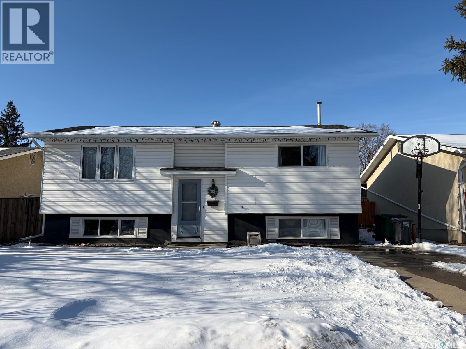 366 Meighen Crescent, Saskatoon, Saskatchewan  S7L 4W7 - Photo 1 - SK032899
