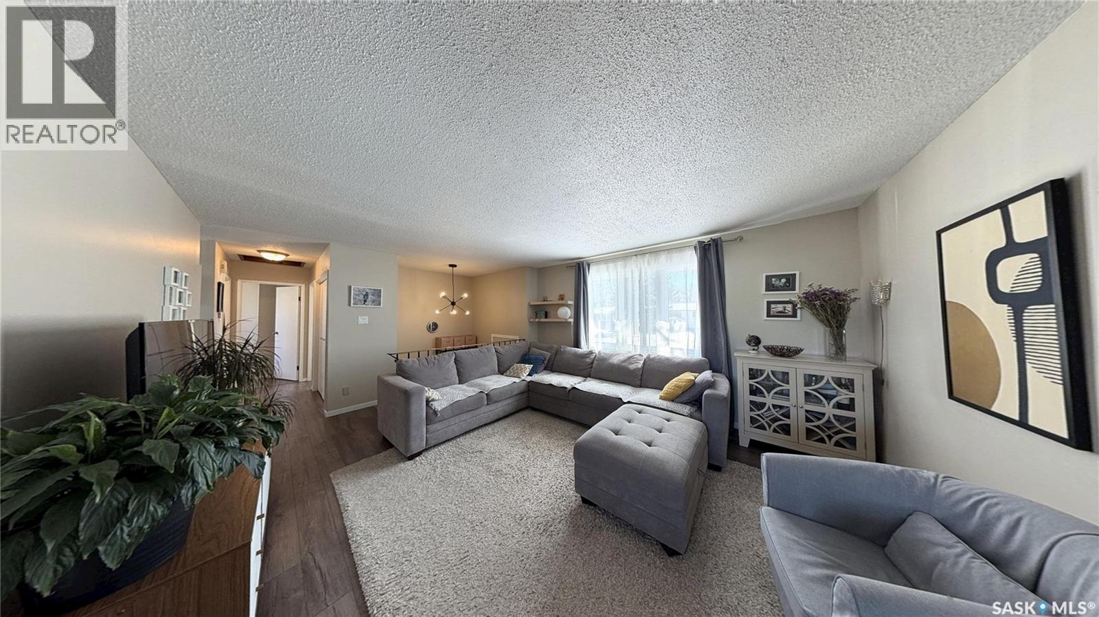 366 Meighen Crescent, Saskatoon, Saskatchewan  S7L 4W7 - Photo 5 - SK032899