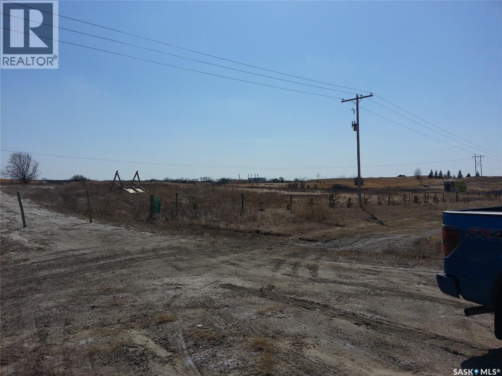 380 Hwy 18 West, Estevan, Saskatchewan  S4A 2A5 - Photo 2 - SK032898