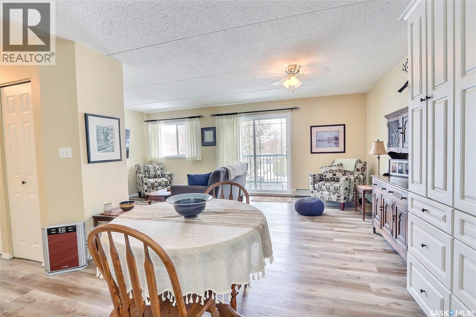 201 1 26th Street E, Prince Albert, Saskatchewan  S6V 1T7 - Photo 4 - SK032901