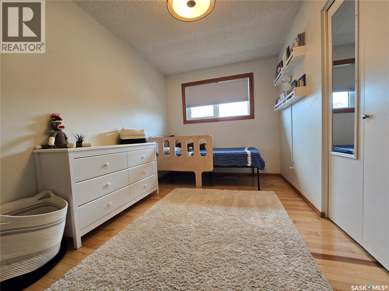 119 Montgomery Crescent, Weyburn, Saskatchewan  S4H 2X6 - Photo 16 - SK032909