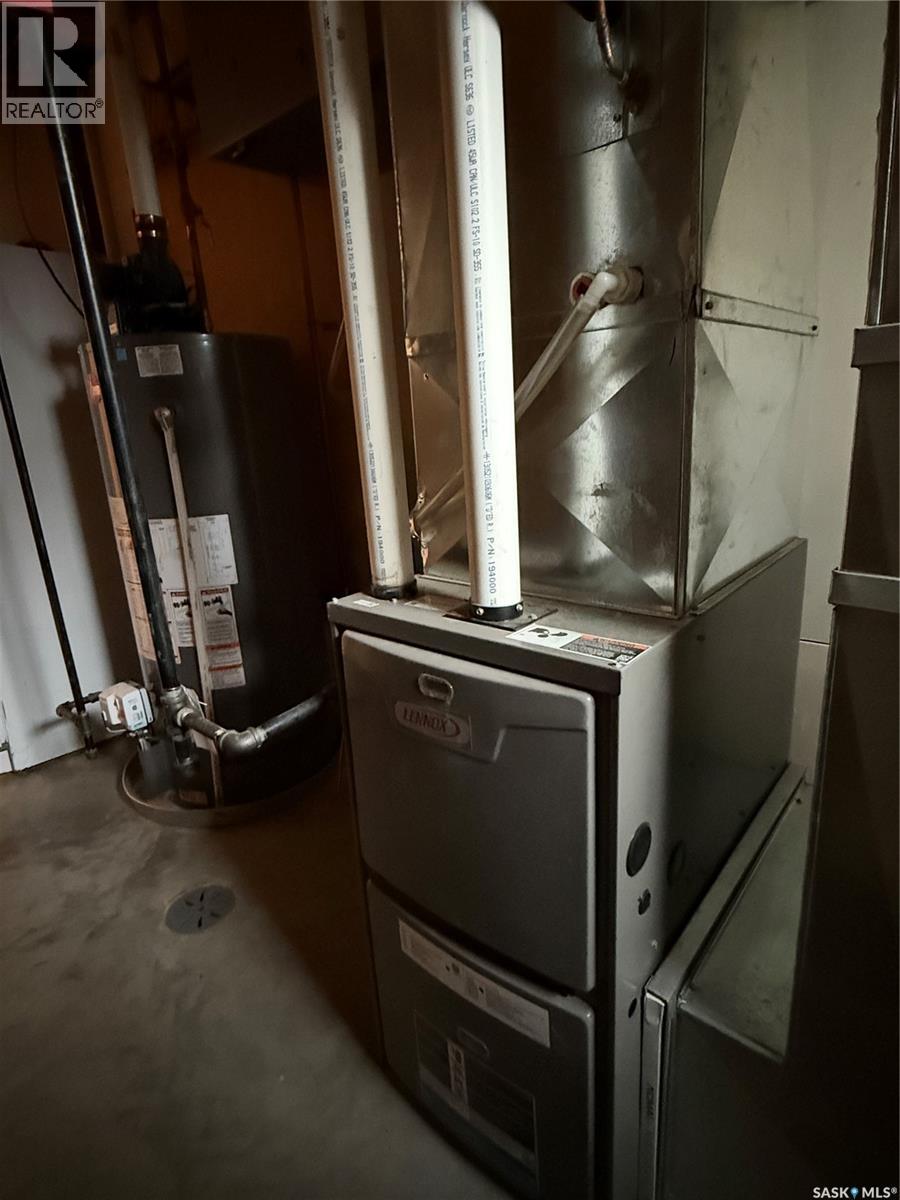 529 Alexandra Street, Weyburn, Saskatchewan  S4H 1R7 - Photo 29 - SK032913