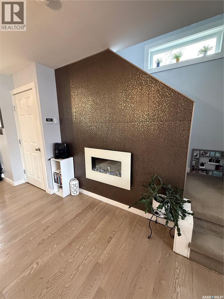 529 Alexandra Street, Weyburn, Saskatchewan  S4H 1R7 - Photo 9 - SK032913