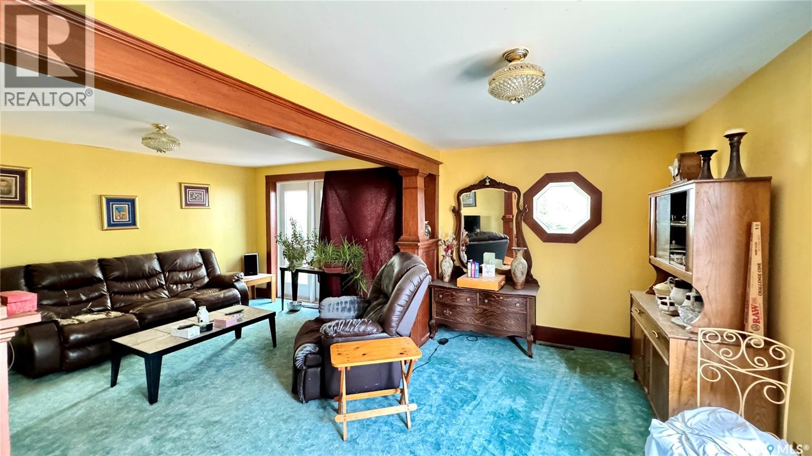 106 2nd Street E, Dinsmore, Saskatchewan  S0L 0T0 - Photo 11 - SK032917