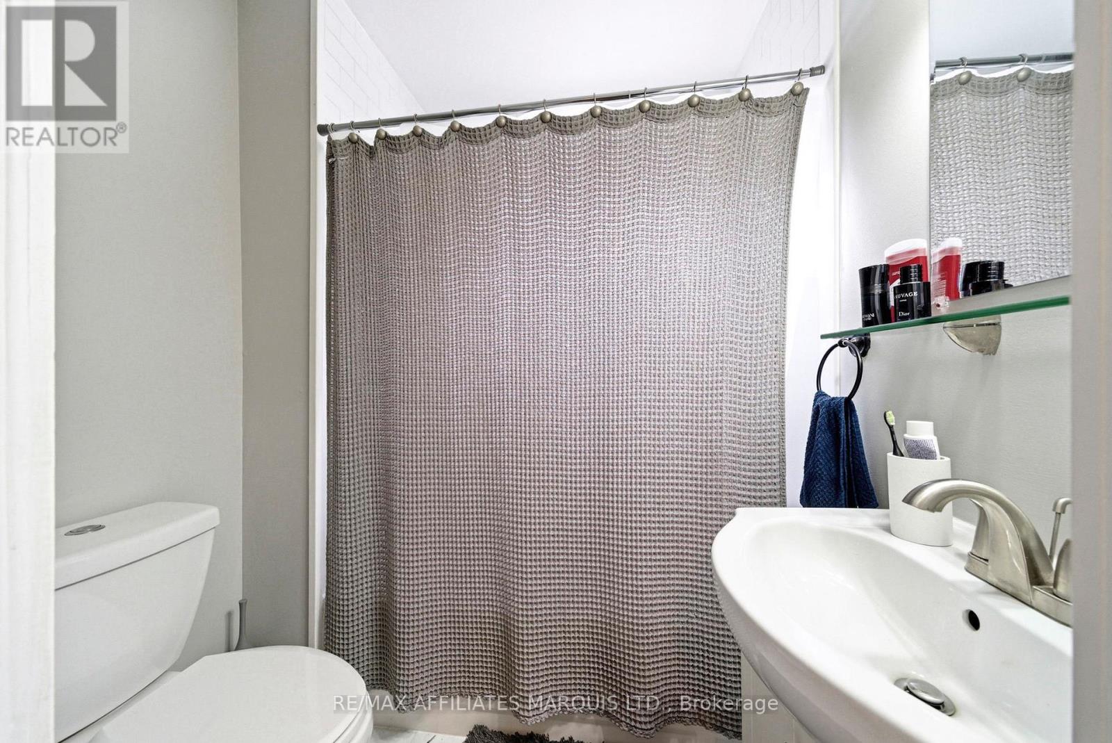 1205 Osborne Avenue, Cornwall, Ontario  K6J 1L2 - Photo 9 - X12998650