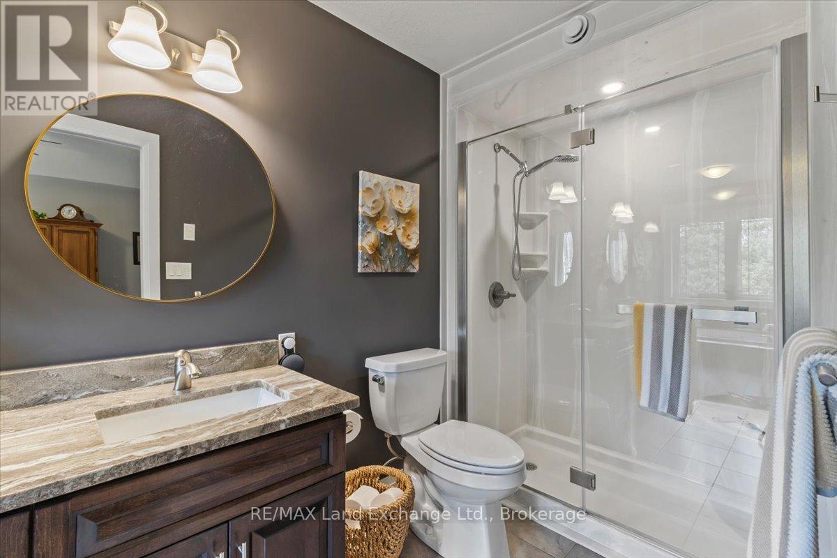 69 Fenton Drive, Saugeen Shores, Ontario  N0H 2C5 - Photo 17 - X12998570