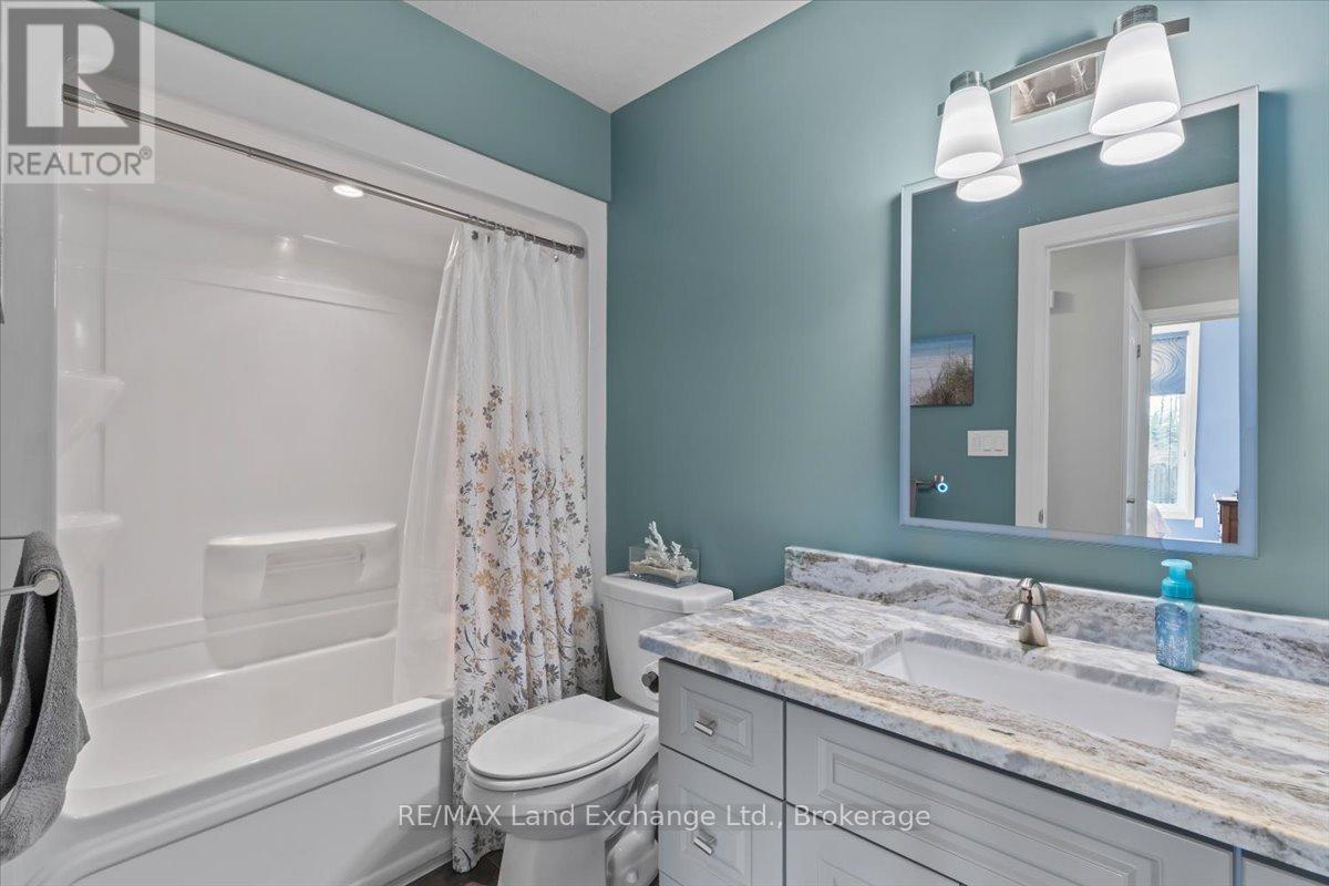 69 Fenton Drive, Saugeen Shores, Ontario  N0H 2C5 - Photo 22 - X12998570