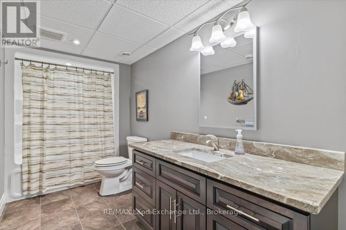 69 Fenton Drive, Saugeen Shores, Ontario  N0H 2C5 - Photo 28 - X12998570