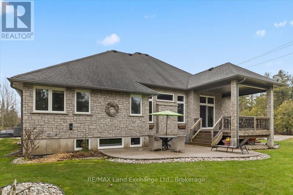 69 Fenton Drive, Saugeen Shores, Ontario  N0H 2C5 - Photo 37 - X12998570