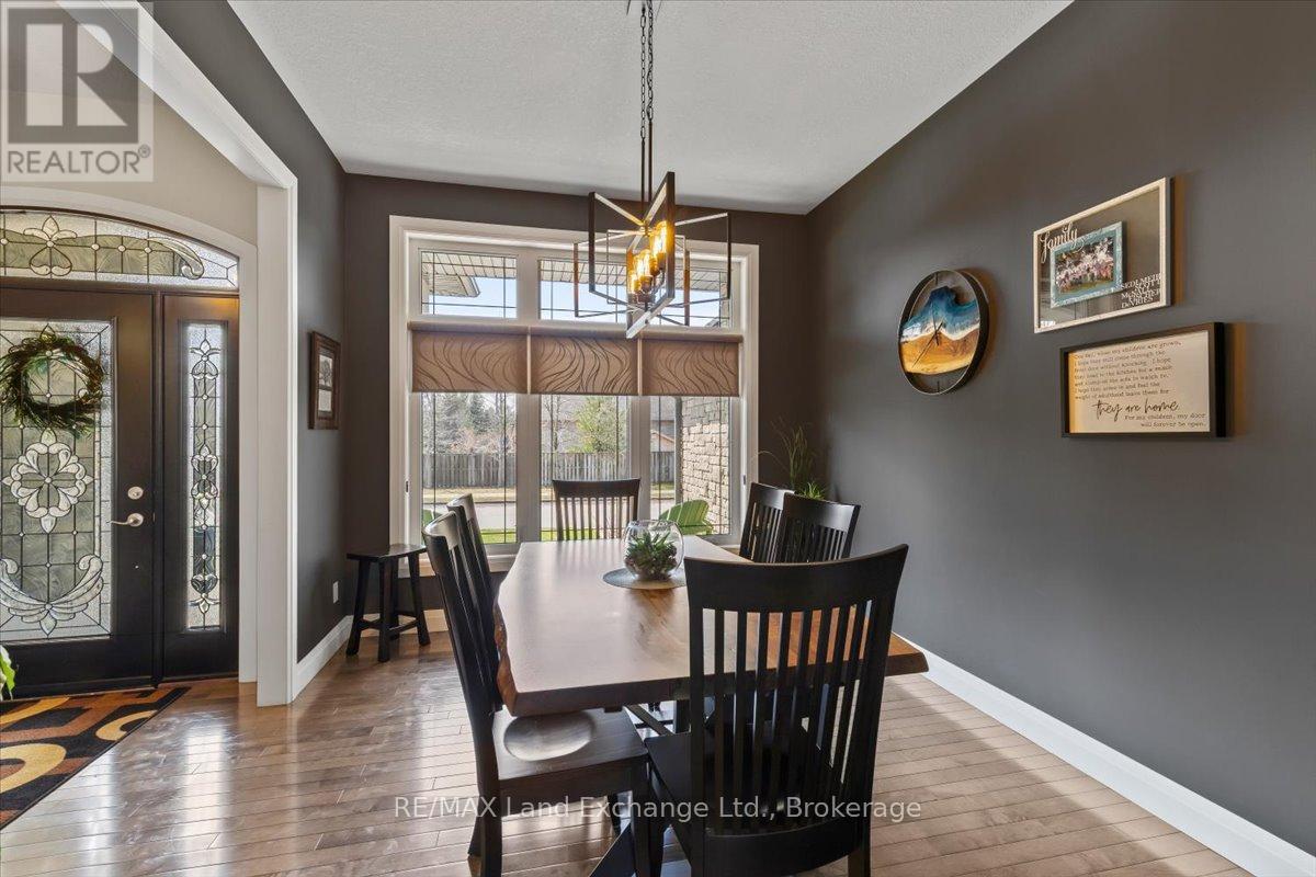 69 Fenton Drive, Saugeen Shores, Ontario  N0H 2C5 - Photo 4 - X12998570