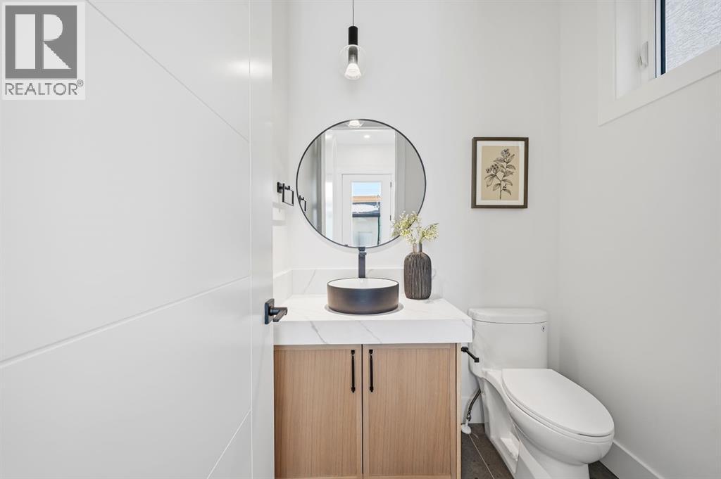 907 36 Street Nw, Calgary, Alberta  T2N 3A9 - Photo 36 - A2288062