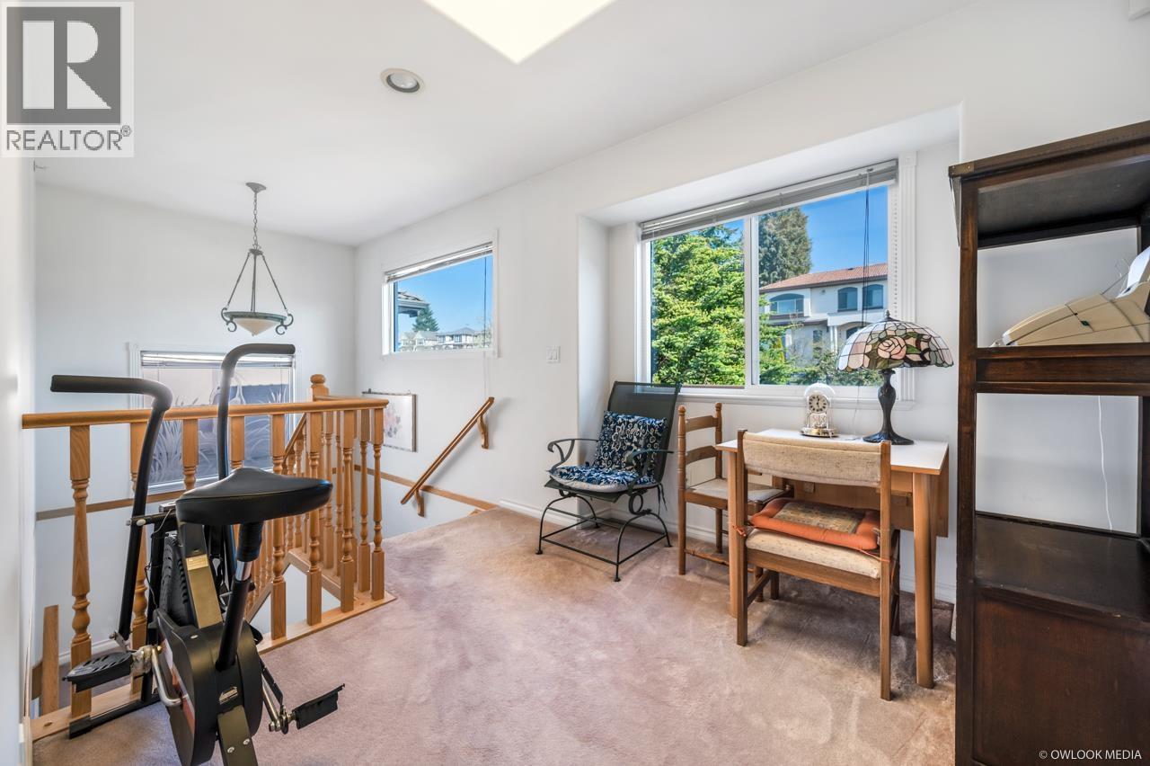 2154 Burquitlam Drive, Vancouver, British Columbia  V5P 2P1 - Photo 11 - R3111277