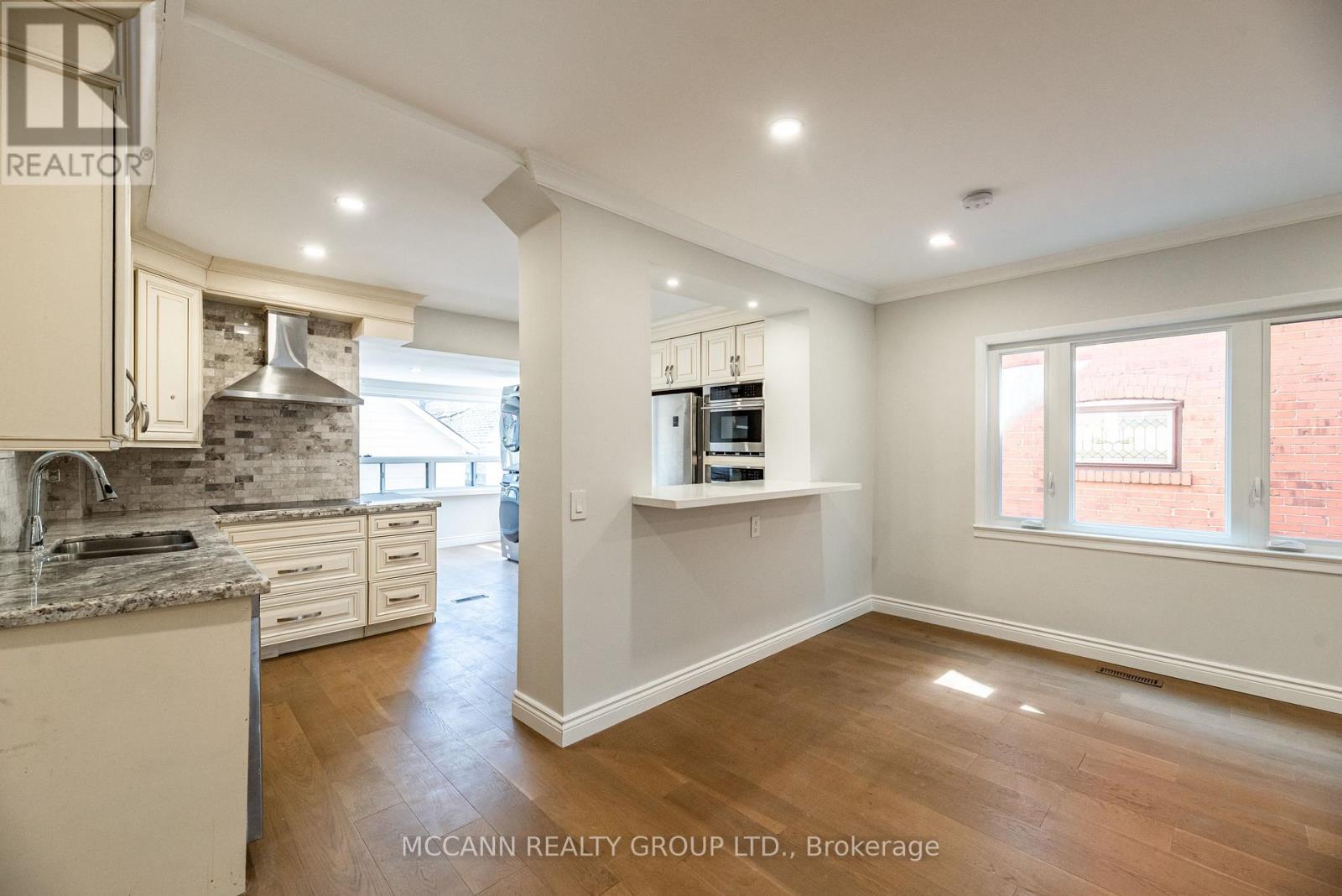 Main And 2nd - 301 Robina Avenue, Toronto, Ontario  M6C 3Z2 - Photo 9 - C12998558