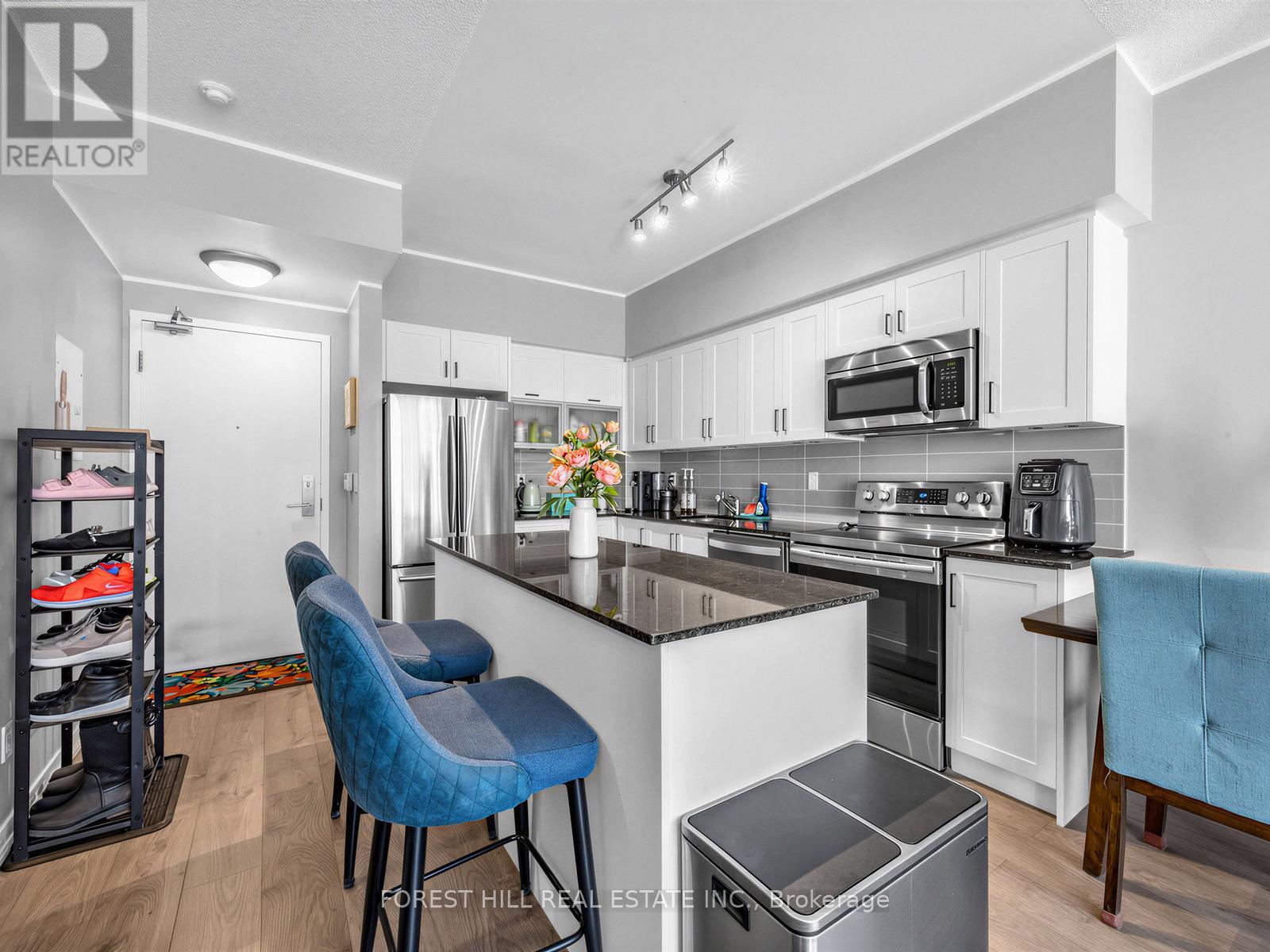 1911 - 55 East Liberty Street, Toronto, Ontario  M6K 3P9 - Photo 3 - C12998606