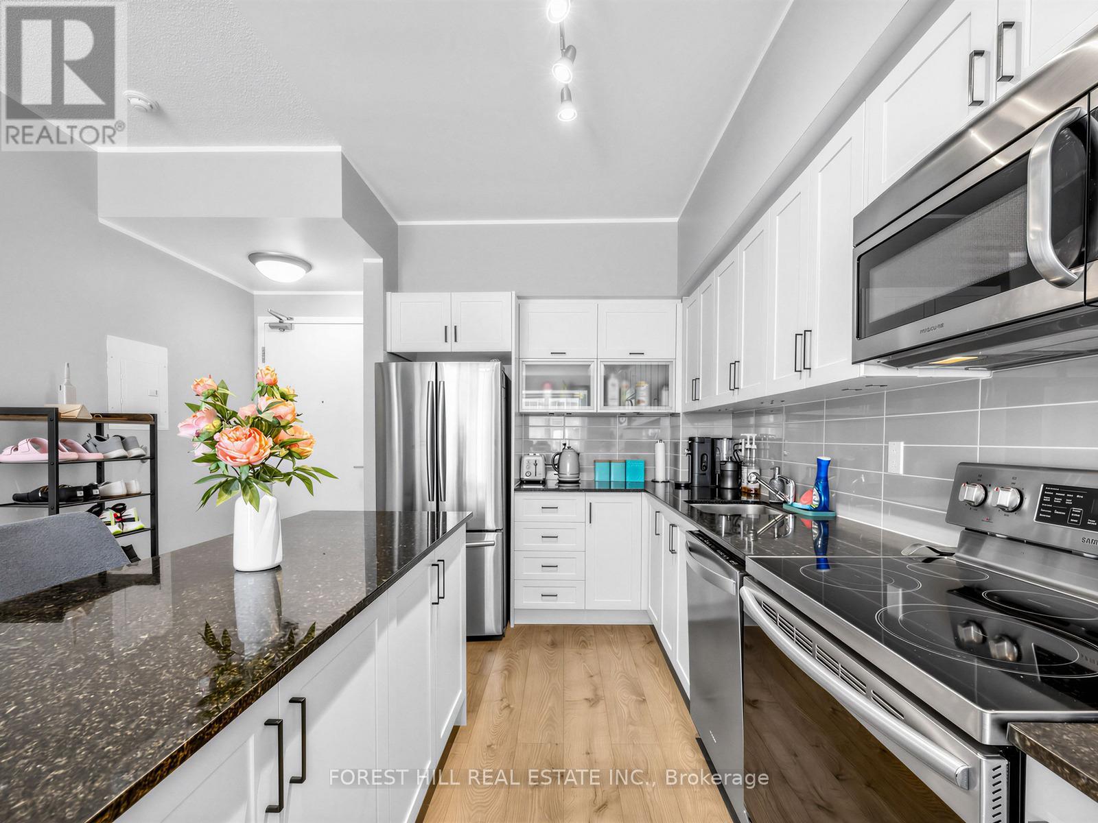 1911 - 55 East Liberty Street, Toronto, Ontario  M6K 3P9 - Photo 4 - C12998606