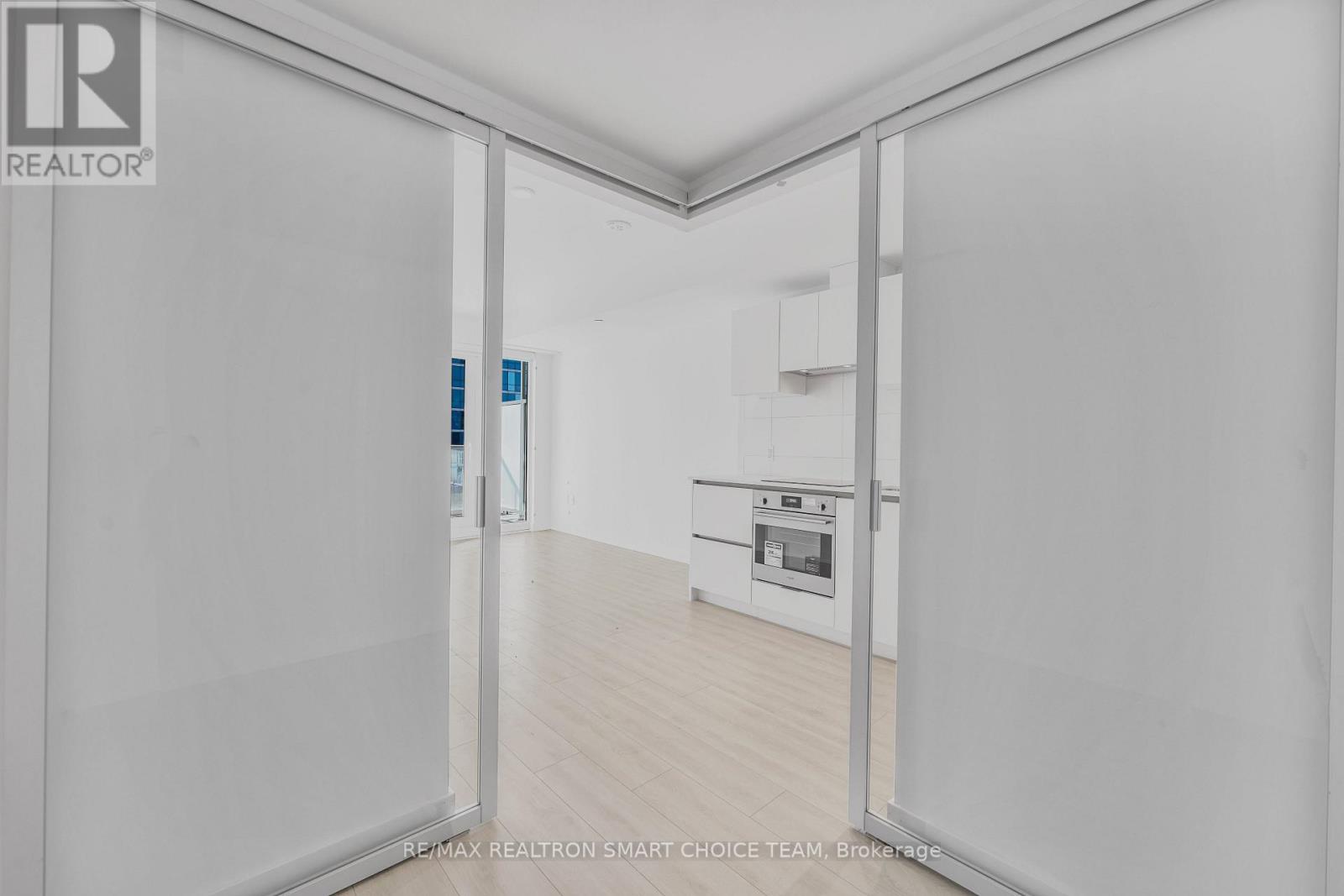 1816 - 230 Simcoe Street, Toronto, Ontario  M5T 0G7 - Photo 10 - C12998618