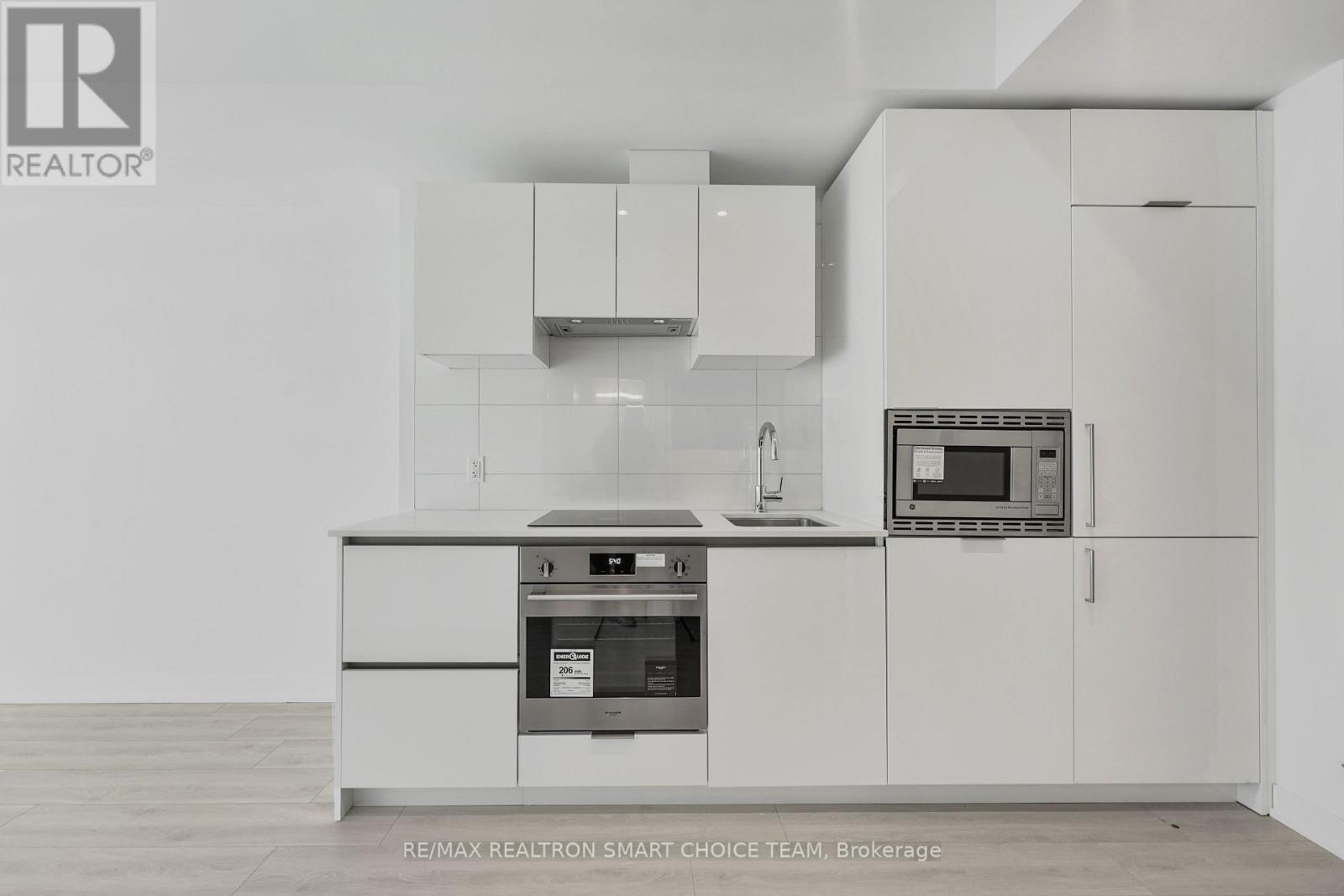 1816 - 230 Simcoe Street, Toronto, Ontario  M5T 0G7 - Photo 13 - C12998618