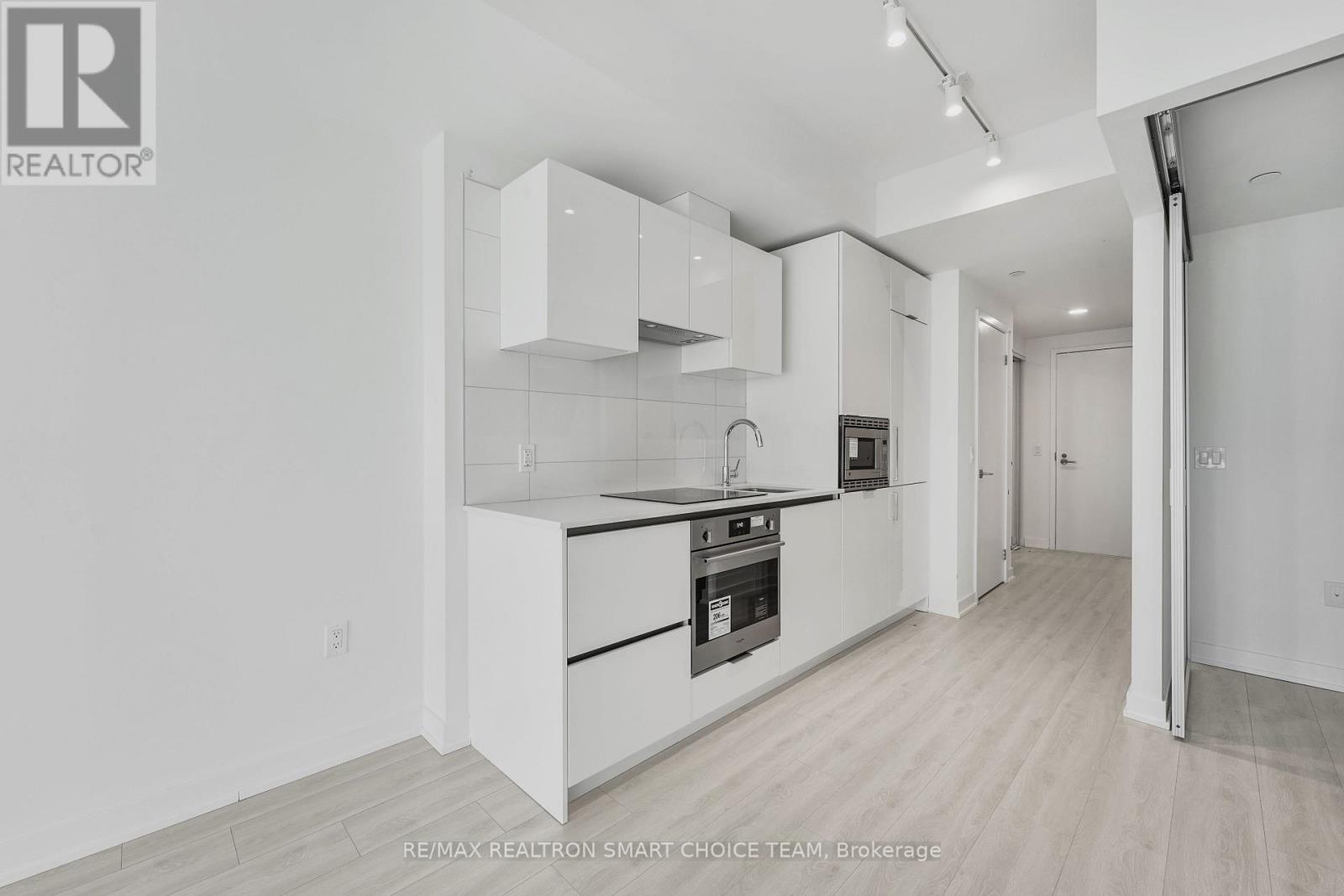 1816 - 230 Simcoe Street, Toronto, Ontario  M5T 0G7 - Photo 14 - C12998618