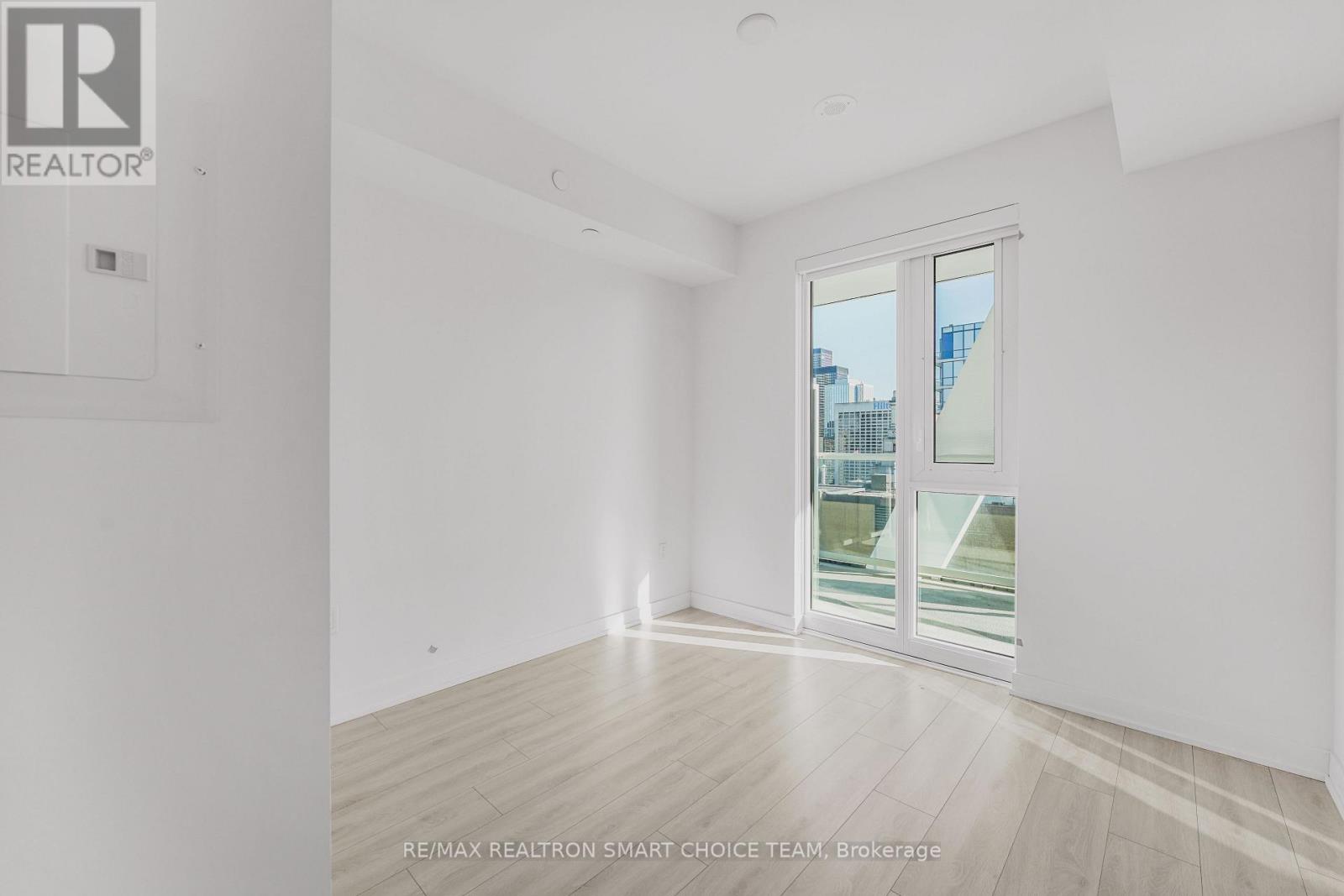 1816 - 230 Simcoe Street, Toronto, Ontario  M5T 0G7 - Photo 19 - C12998618