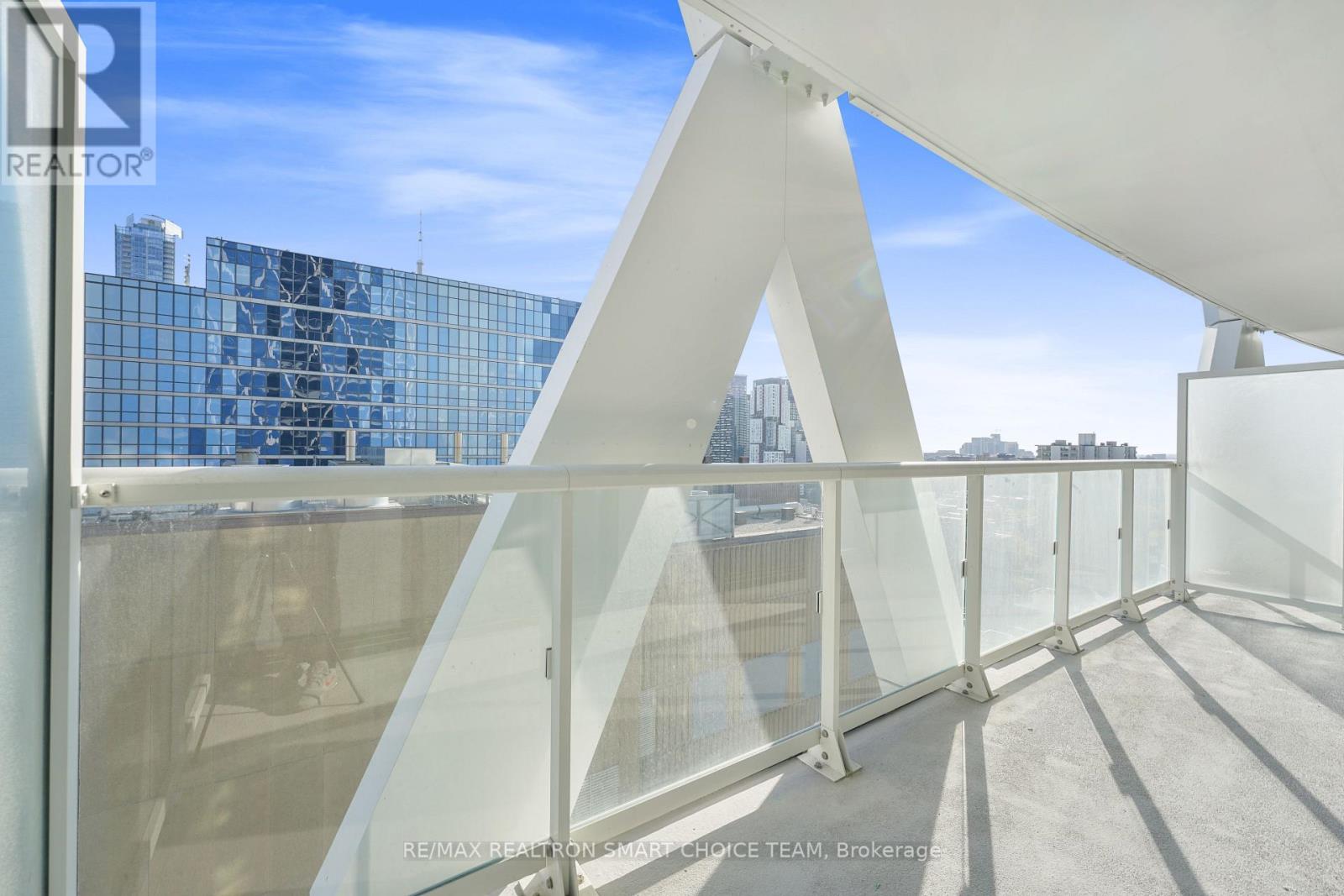 1816 - 230 Simcoe Street, Toronto, Ontario  M5T 0G7 - Photo 23 - C12998618